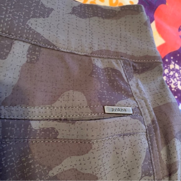 PrAna cargo pants gravel grey stretch - Picture 3 of 5